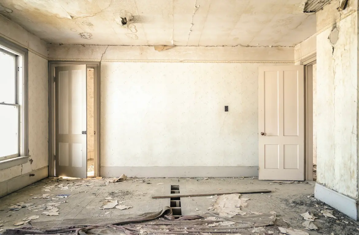 Waste disposal crew managing a cleanout project in Johnson